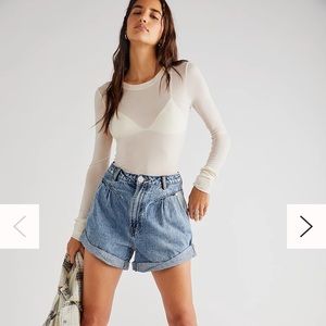 OneTeaspoon Streetwalkers High-Waist Shorts, 27